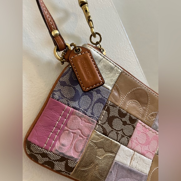 Coach Pink Patchwork Crossbody bag and Wristlet set - Picture 5 of 12